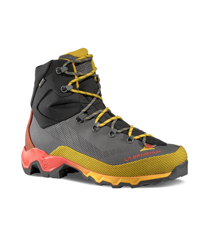 Scarpa da trekking La Sportiva Aequilibrium Trek Gtc in tre colori