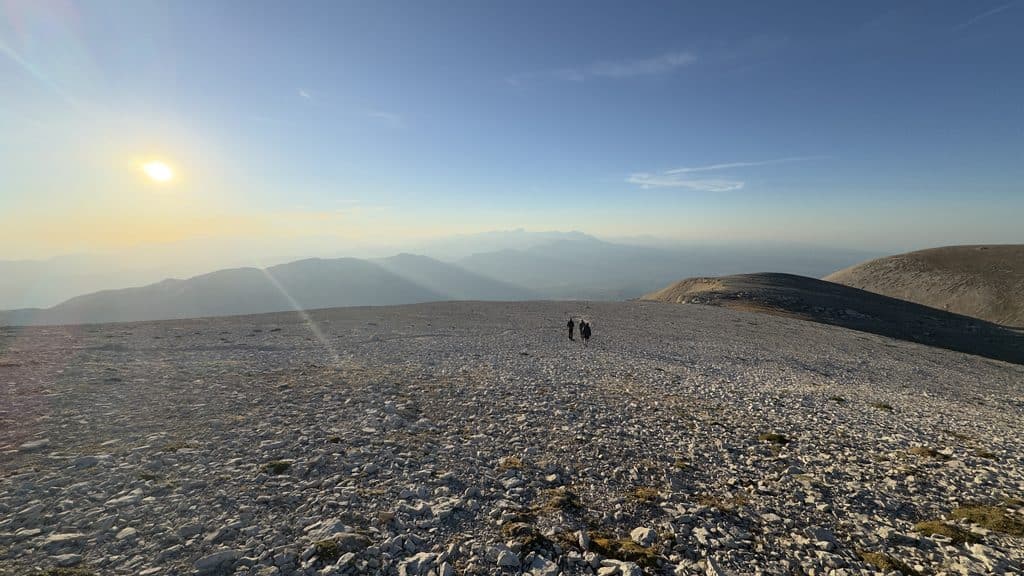 Monte Amaro dal Rifugio Pomilio: la vetta della Majella con la notte al Manzini 2 Monte Amaro dal rifugio Pomilio