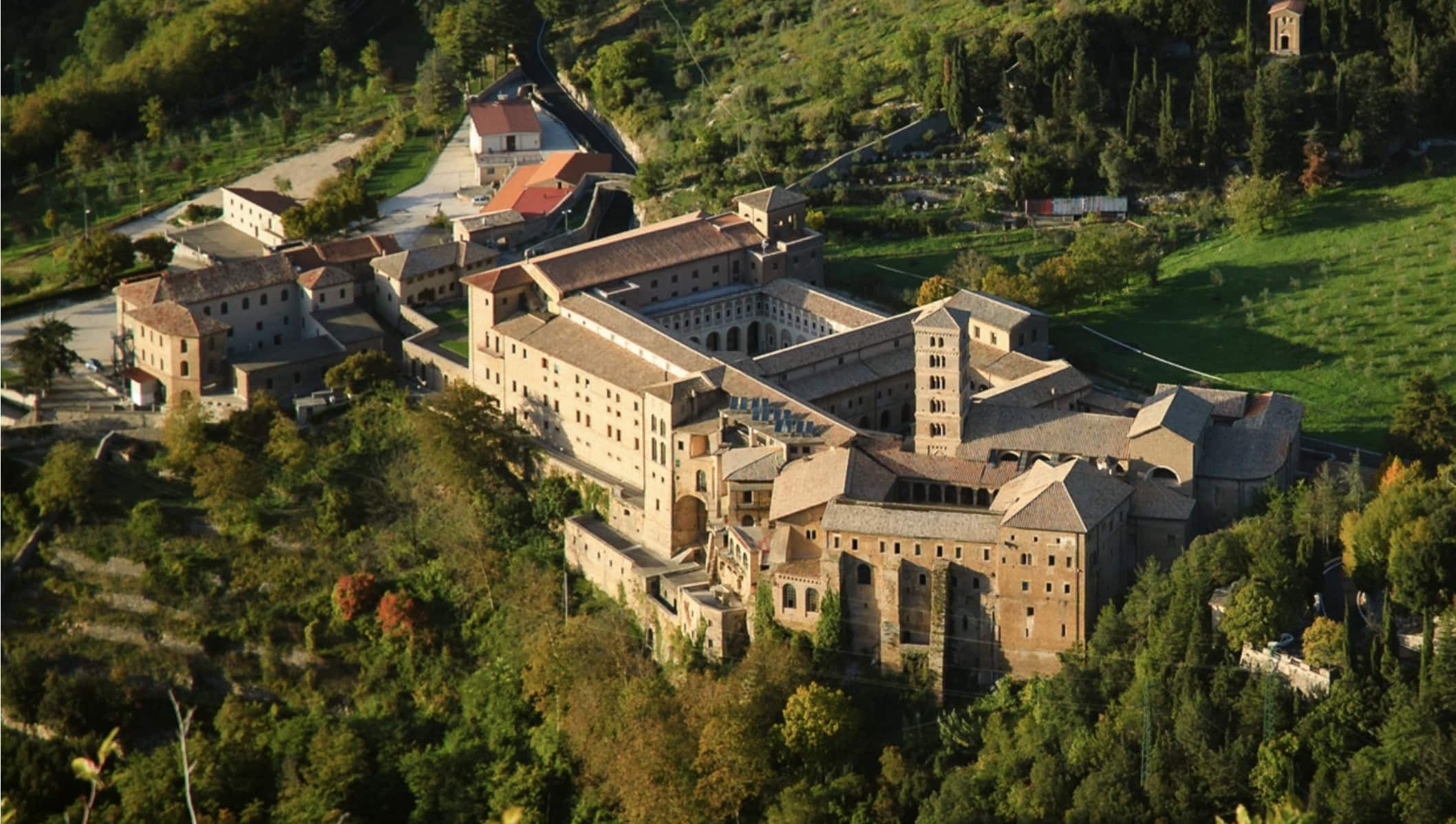 Laghetto di San Benedetto con visita al Monastero di Santa Scolastica - Subiaco 3 Screenshot 2025 08 10 alle 01.29.34 1